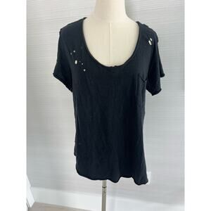 Trunk LTD Black Vneck Distressed. Size Large